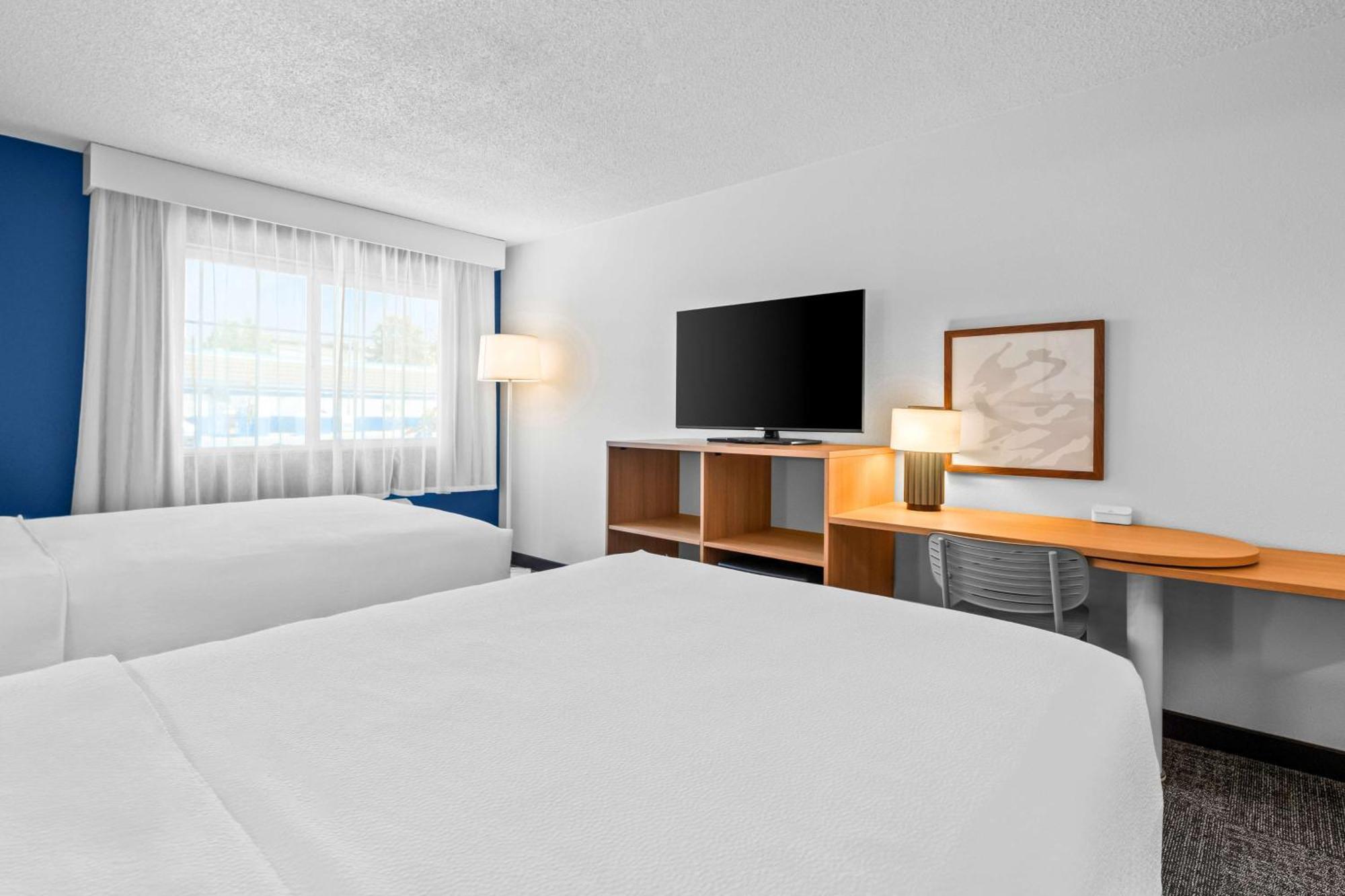 Spark By Hilton โมเดสโต ภายนอก รูปภาพ