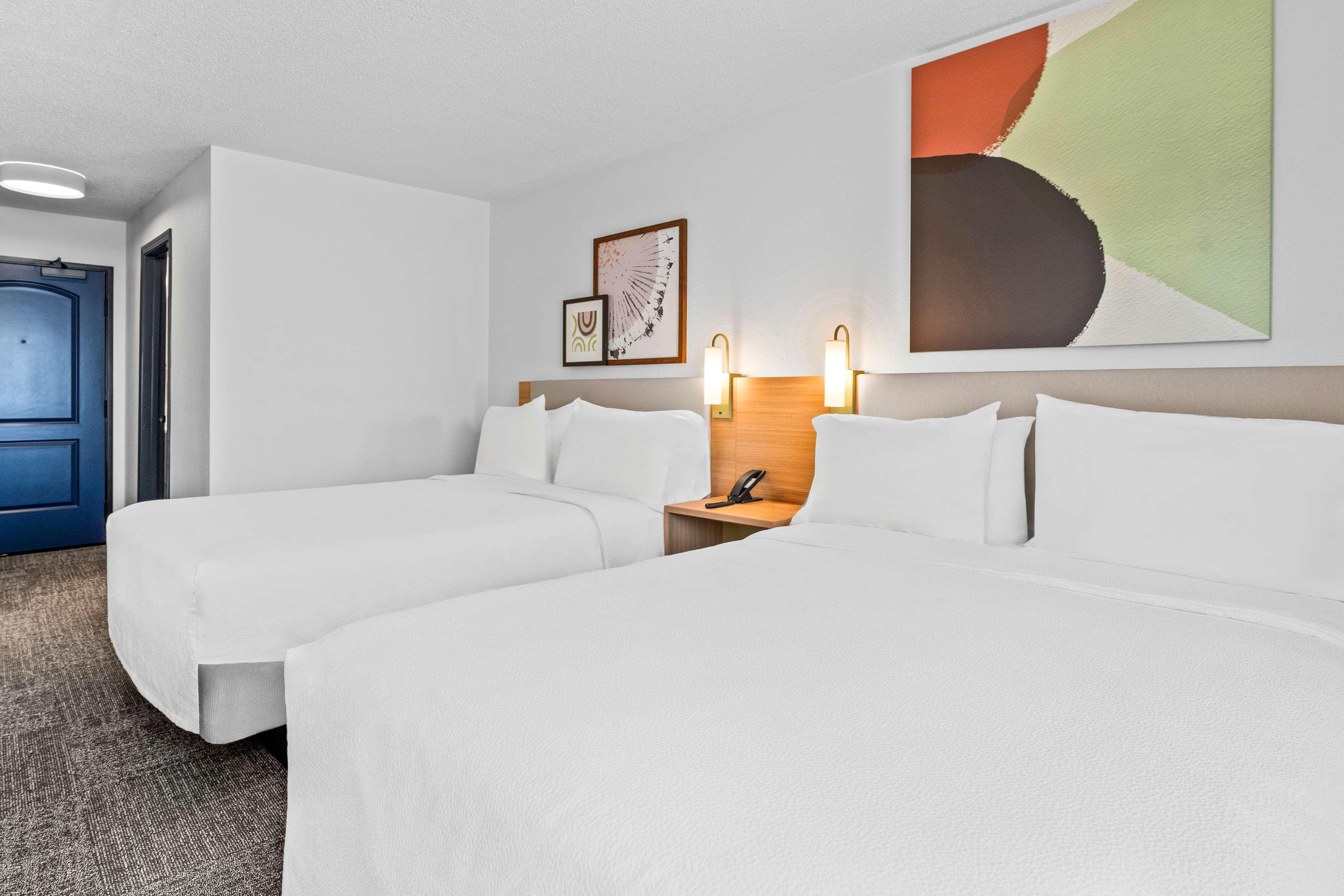 Spark By Hilton โมเดสโต ภายนอก รูปภาพ